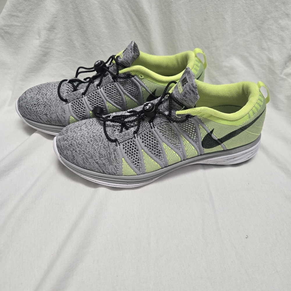 Nike Flyknit Lunar 2 Men's Athletic Shoes in Gray and Neon Yellow